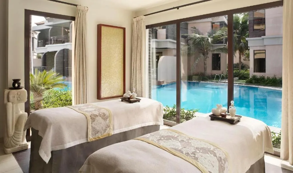 Luxury Holiday Home, Spacious 1 Bedroom, Burj Alarab Full Ocean View, Anantara The Palm, Palm Jumeirah, Dubai