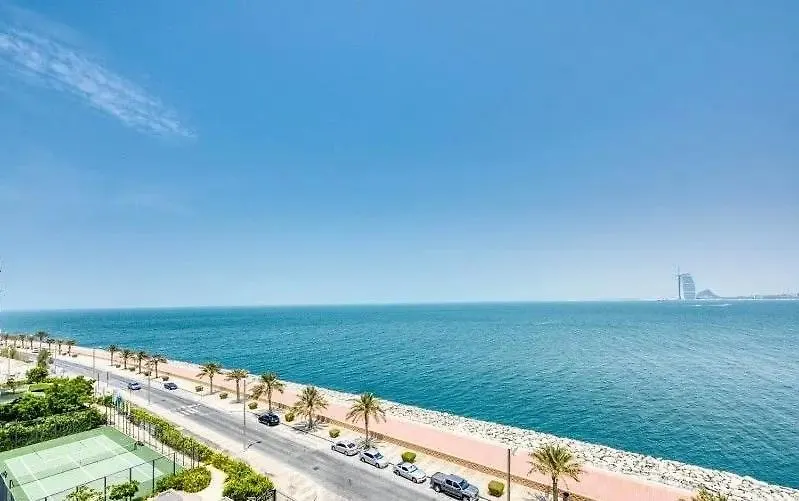 Luxury Holiday Home, Spacious 1 Bedroom, Burj Alarab Full Ocean View, Anantara The Palm, Palm Jumeirah, Dubai Aparthotel